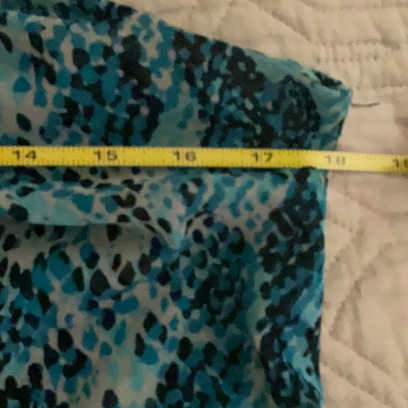 Top - Picture 5 of 6